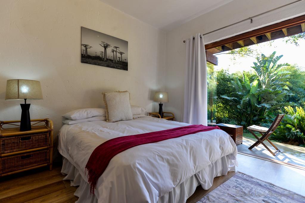 50 On Shepherd Boutique Guest House Sandton Exteriör bild