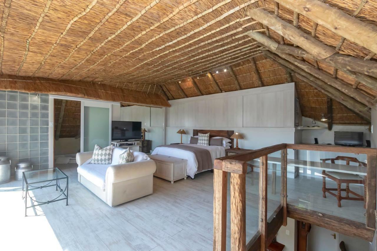 50 On Shepherd Boutique Guest House Sandton Exteriör bild